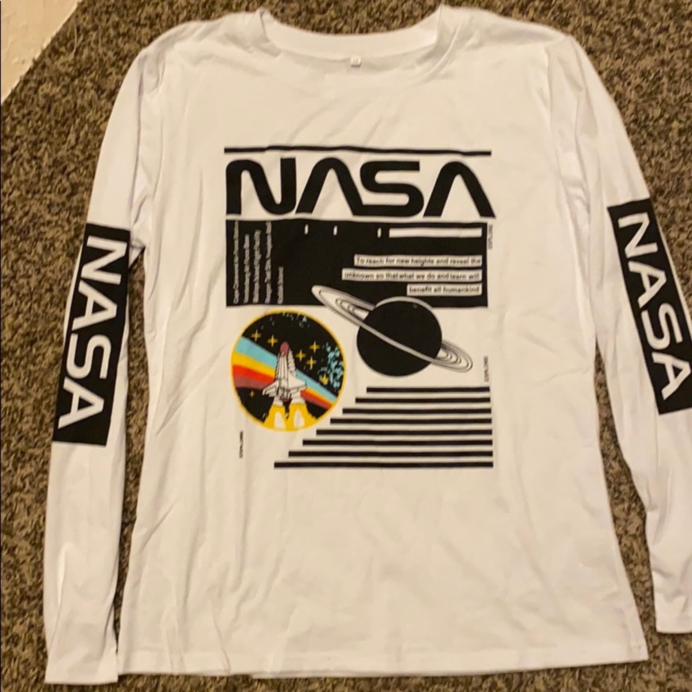 Vintage NASA Long Sleeve Graphics women’s shirt